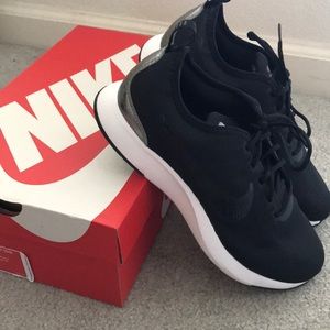 Nike Dualtone Racer